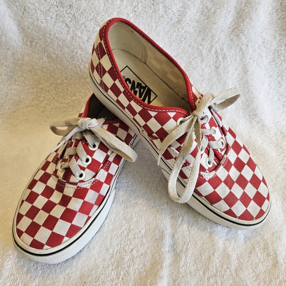 Vans Women's Red And White Checkered Lace Up Vans. Size 6.5